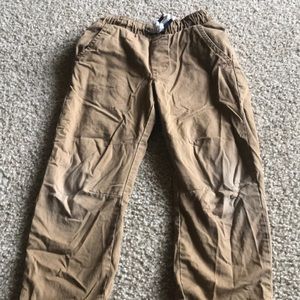 Kaki pants
